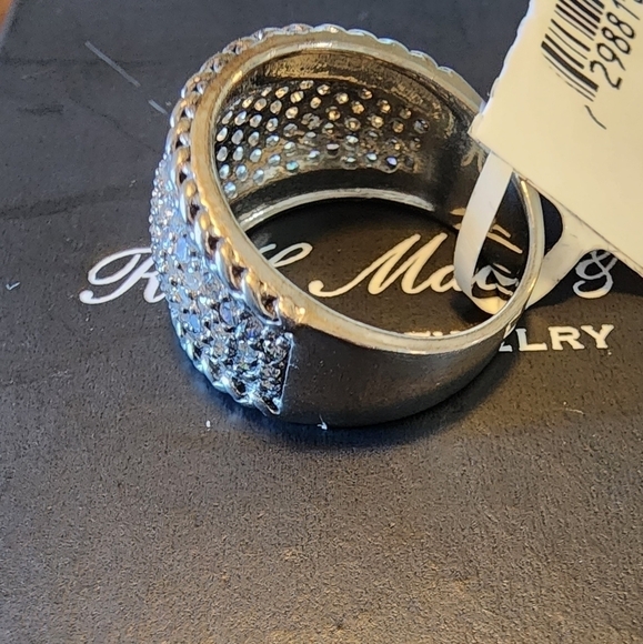 Cubic Zirconia Pavé Statement Ring in Sterling Silver size 7 - Picture 8 of 9